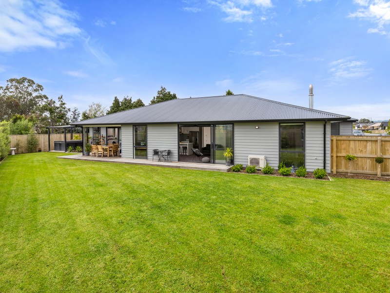 14 Maple Grove, Solway, Masterton, 4 phòng ngủ, 0 phòng tắm