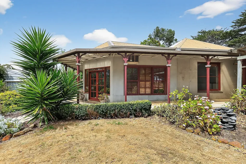 Woodford 4બેડરૂમ Tranquil Living on 5 Acres in Woodford