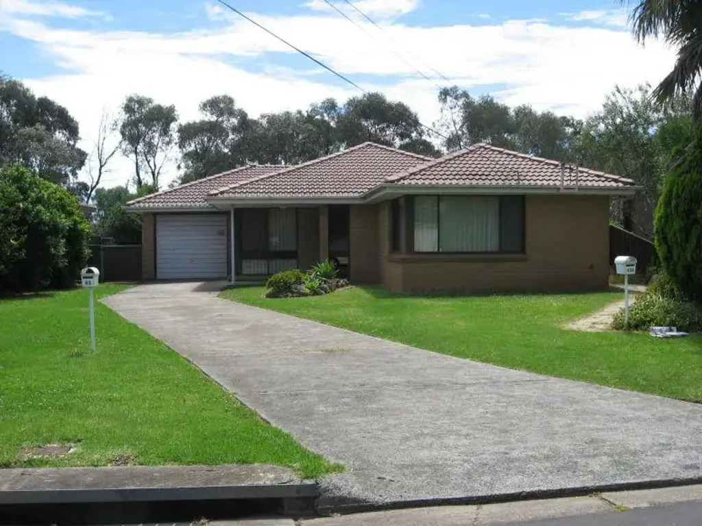 Spacious Three Bedroom! Hurry!