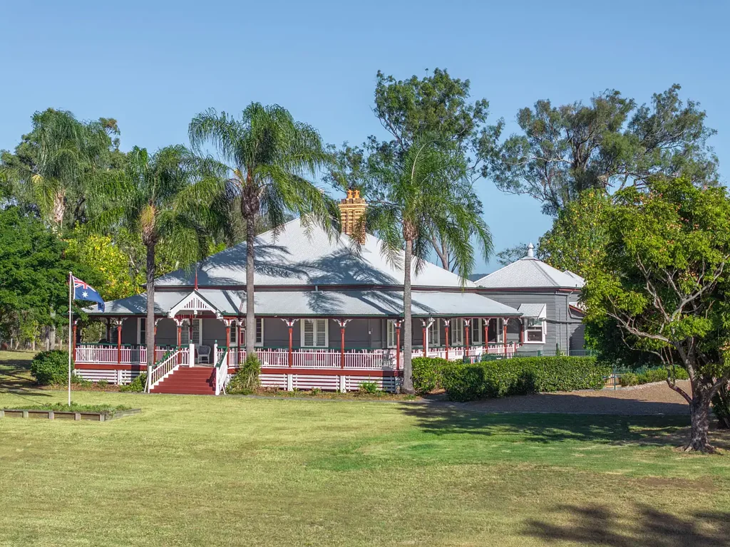 Allenview "Leura Homestead" Circa 1909 on 25 Acres