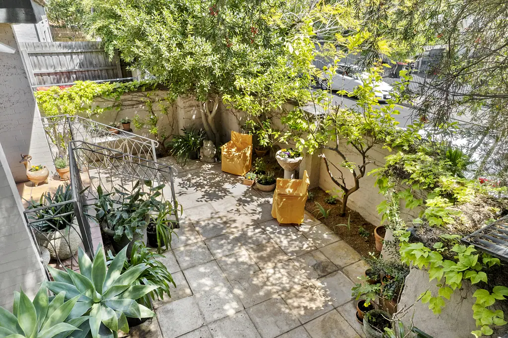 1/18 Lewisham Road, Windsor, VIC 3181