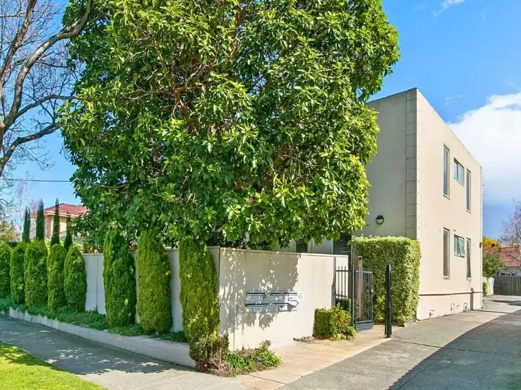 10/13 Elm Grove, Mckinnon, VIC 3204
