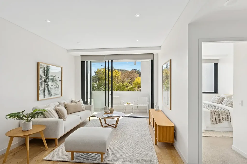 Point Frederick 1Kwarto Contemporary living, coastal charm