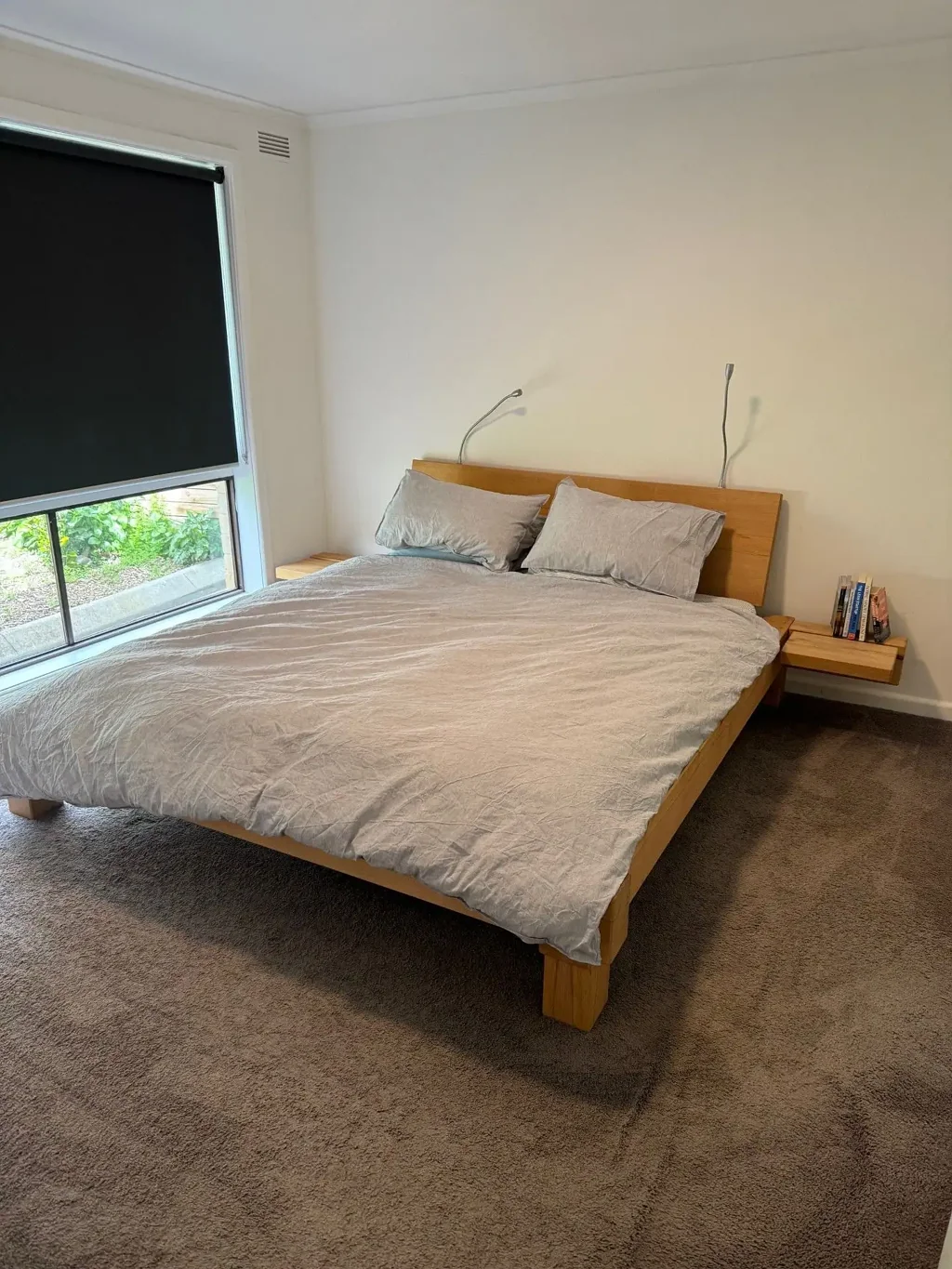 # Furnished 3 Bedroom 2 bathroom in Sandy Bay