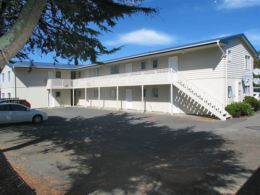 2b Au Te Hiko Street, Takapuwahia, Porirua, 1 rūma, 1 rūma horoi