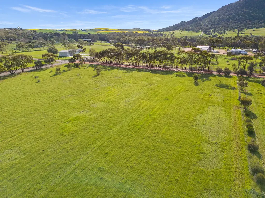 York  UNDER CONTRACT