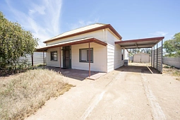 82 Senate Road, Port Pirie
