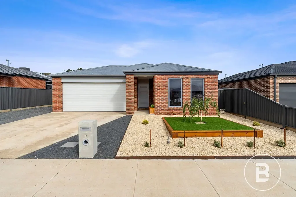 FOUR BEDROOM HOME IN ARRANMORE ESTATE!
