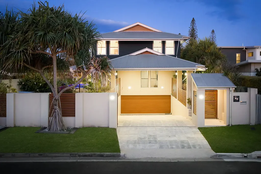 43 Sophie Avenue, Broadbeach Waters, QLD 4218
