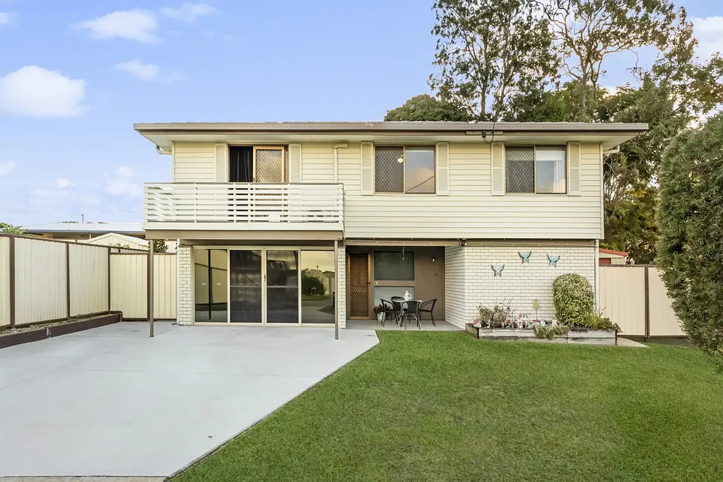 Bray Park 3غرفة نوم Dual Living Potential with Shed, Space & Flexibility on 620m²