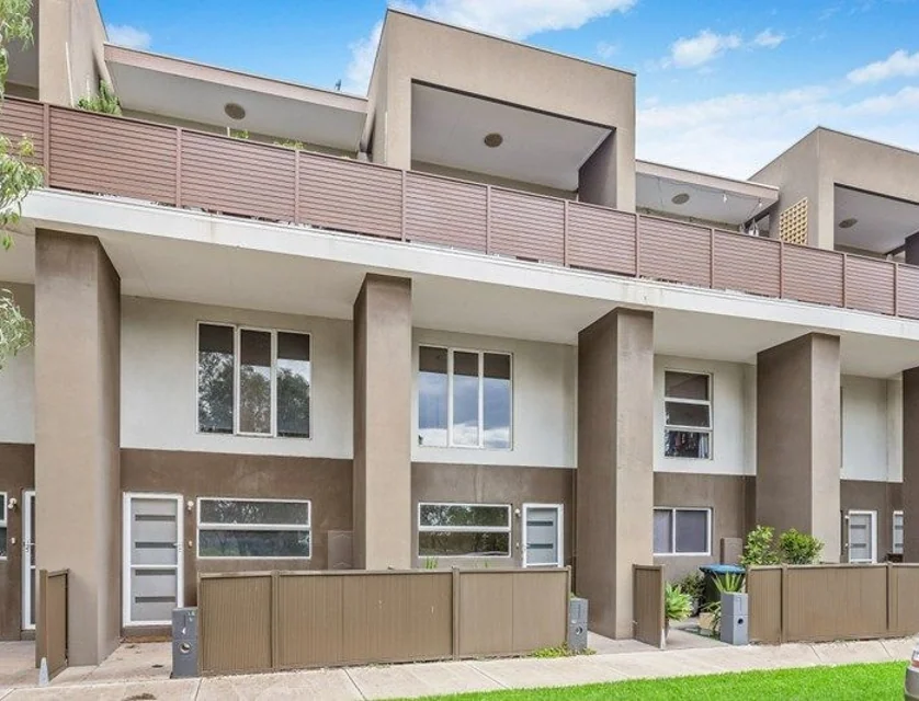 18A Honolulu Drive, Point Cook, South West Melbourne, 2 ห้องนอน, 1 ห้องน้ำ, Townhouse