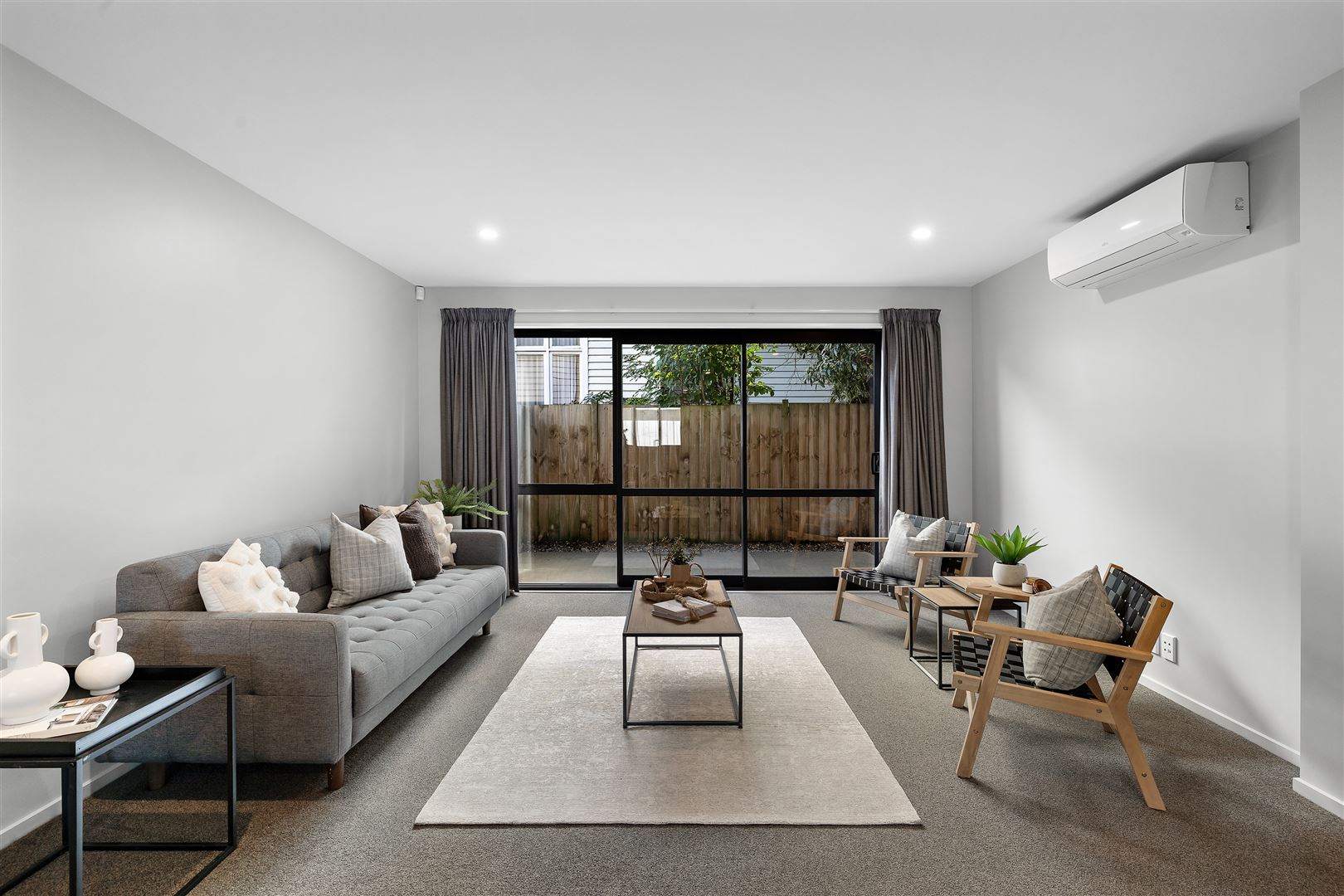 2/489 Manchester Street, Saint Albans, Christchurch, 3 침실, 3 욕실, Townhouse