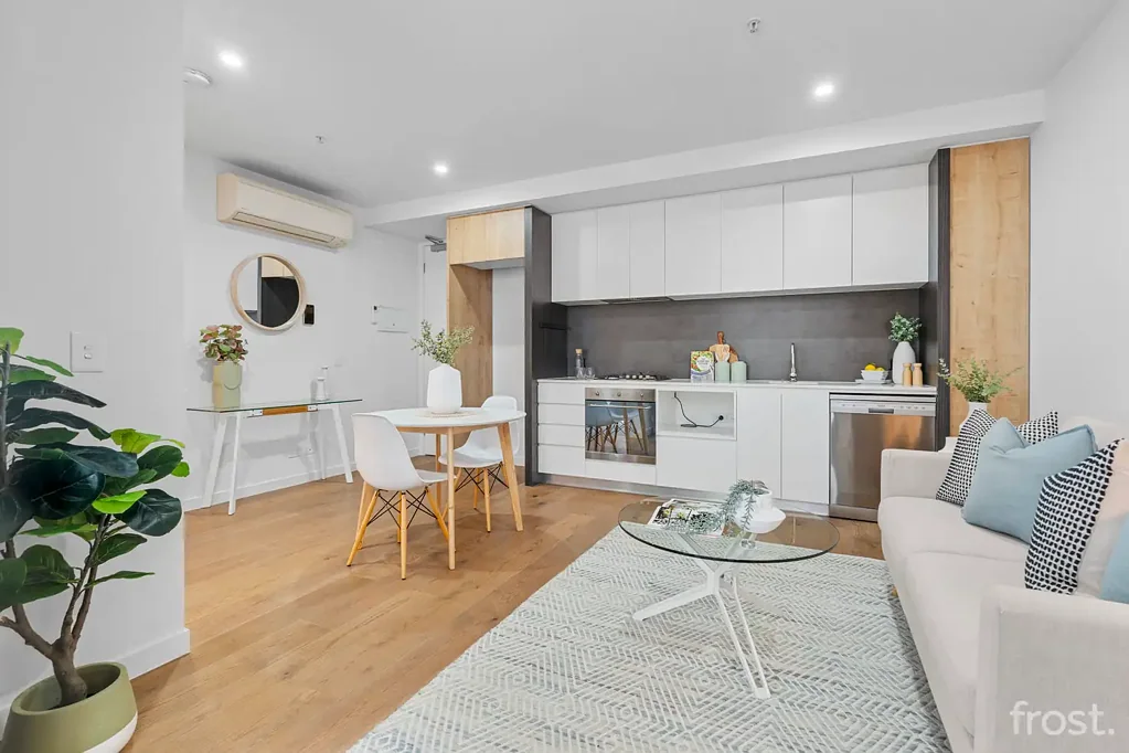 Brunswick 1ਬੈੱਡਰੂਮ Contact Craig Frost on 0413 018 033 for a Private Tour of this Home.