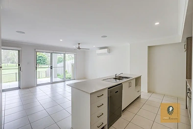 74/302 College Road, Karana Downs, QLD 4306, 4房, 1浴, Townhouse