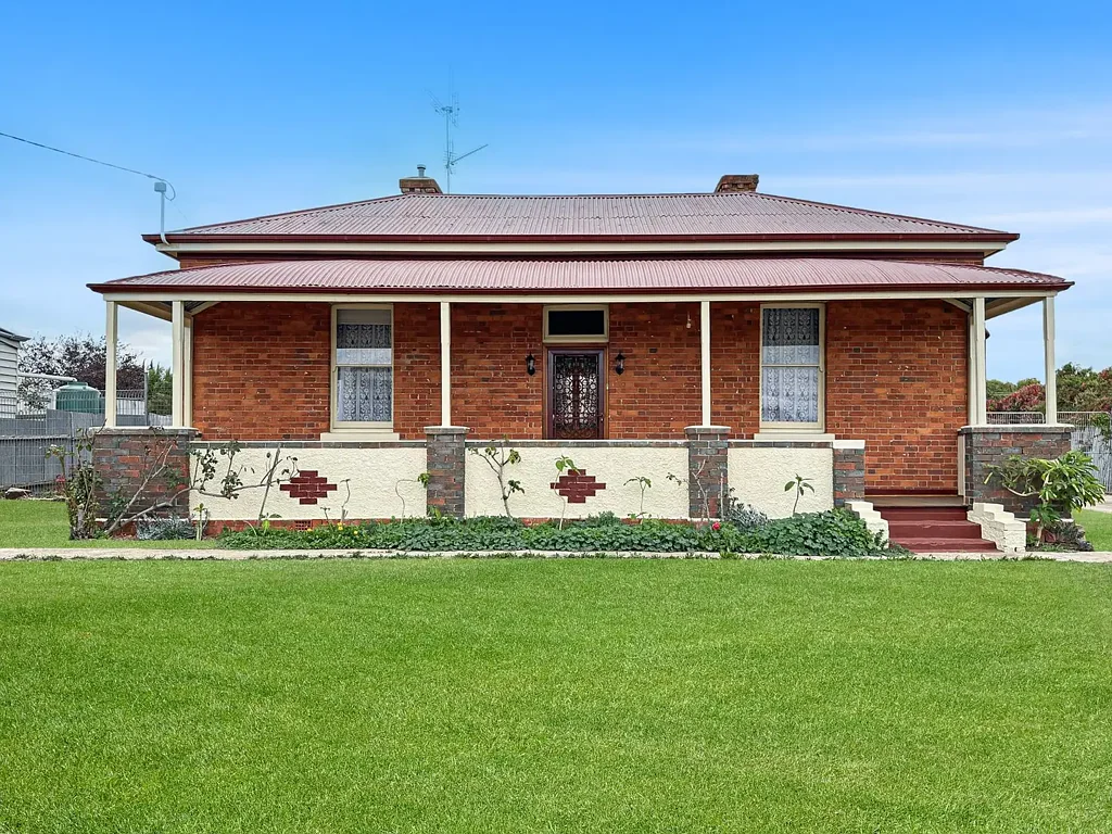 Maryborough 2Zimmer PROMINENT VICTORIAN HOME WITH HISTORIC CHARM