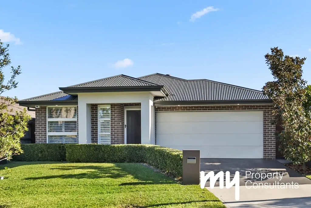 31 Amberley Street, Gledswood Hills, NSW 2557