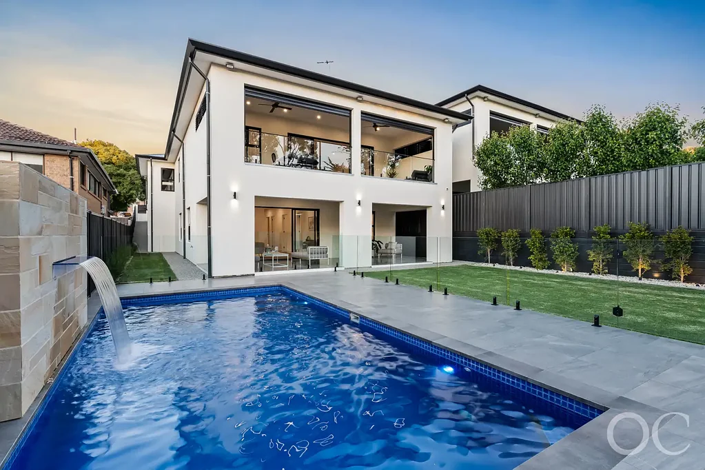 Torrens Park 6Phòng ngủ Open the Door to Elevated Family Living