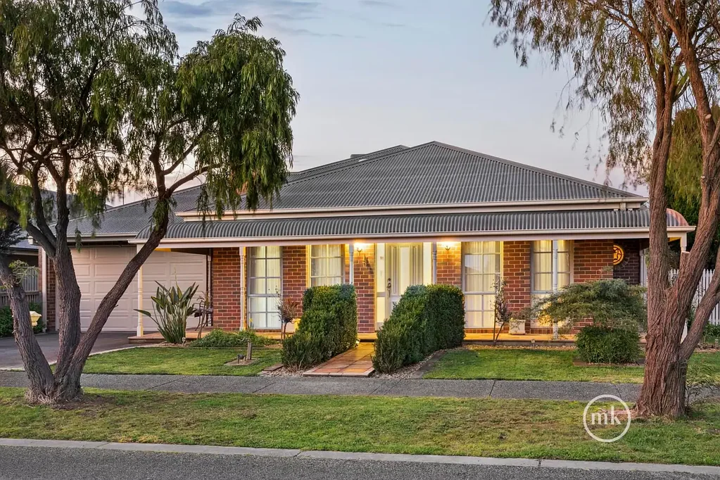 17 Sweeney Drive, Doreen, VIC 3754