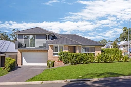 8 Kurrajong Crescent, Tahmoor