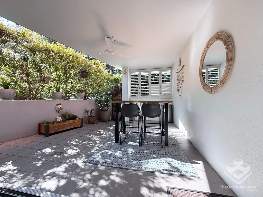 Extra-Large Luxury Courtyard Apartment in the Heart of Paddington - 188m2 with 2 Car Parks & Extensive Storage