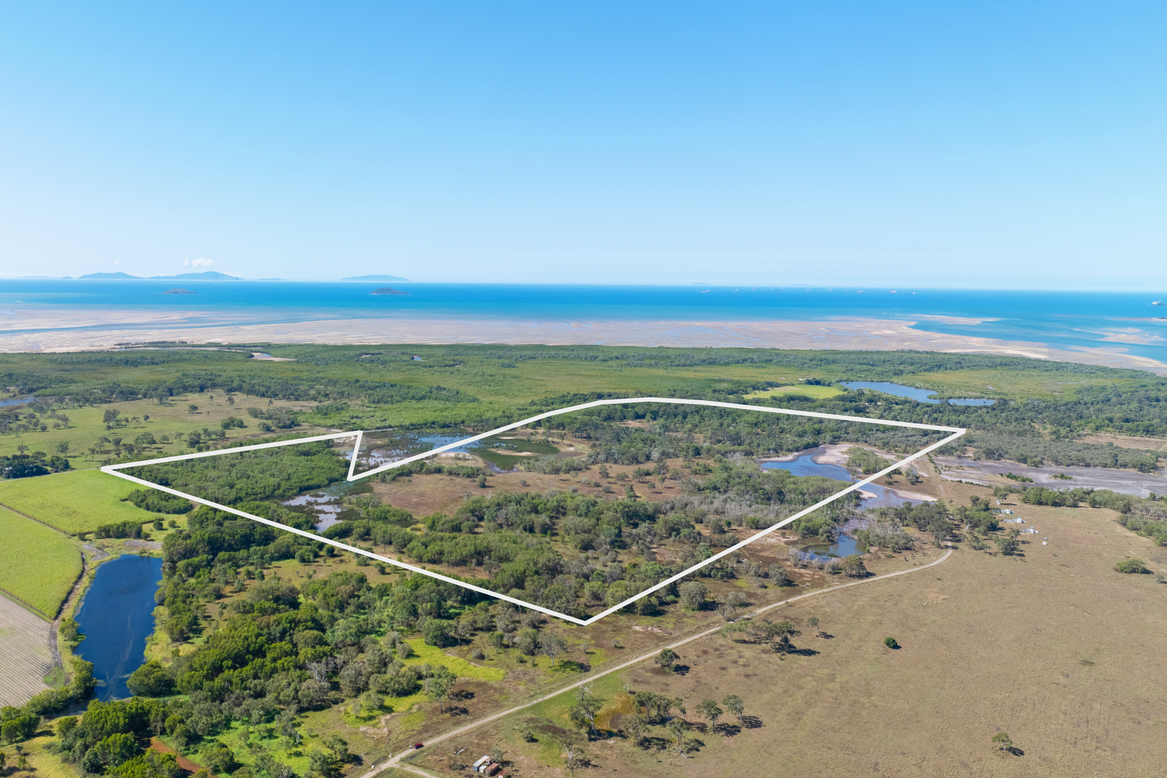 236 OLD MCEWENS BEACH RD, MCEWENS BEACH QLD 4740, 0房, 0浴, Section