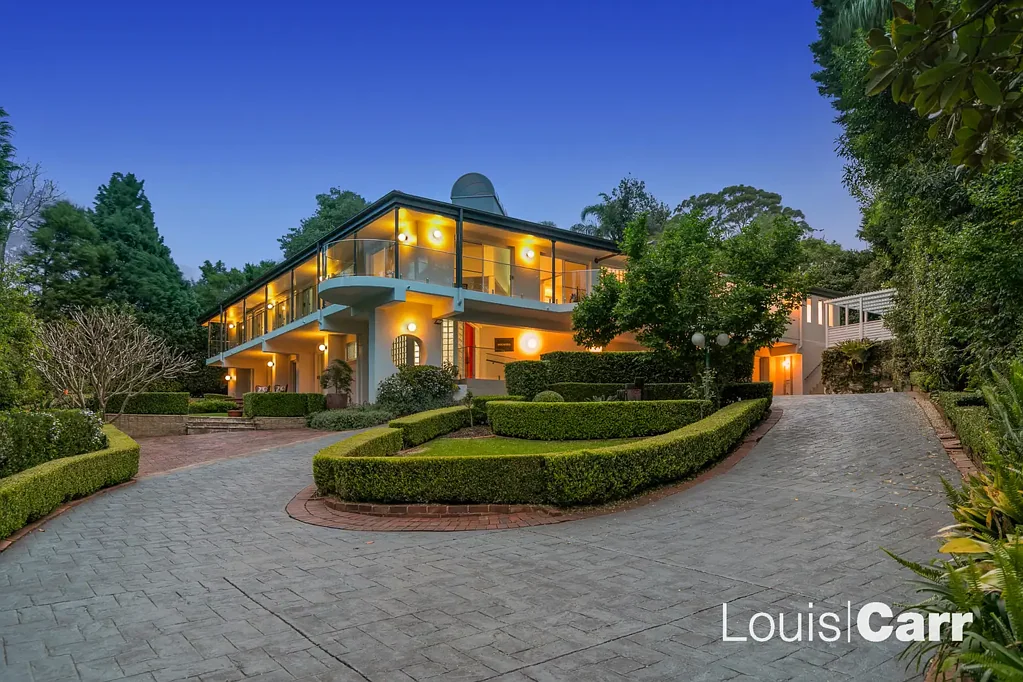 West Pennant Hills 6침실 Grand Designs: 2265sqm Multi-Generational Home with Elevator, 330m to Bus