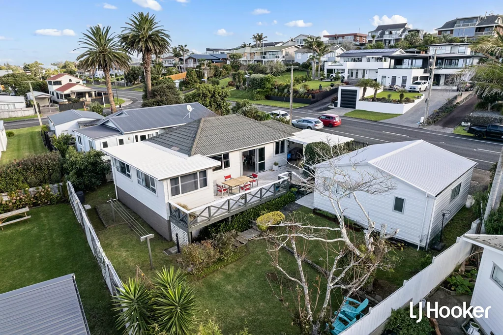 Waihi Beach 3房  Beachside Bliss with Bonus Space