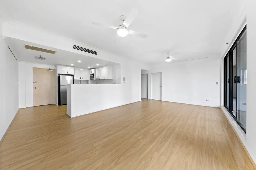 NEWLY UPDATED TWO BEDROOM APARTMENT WITH CITY VIEWS