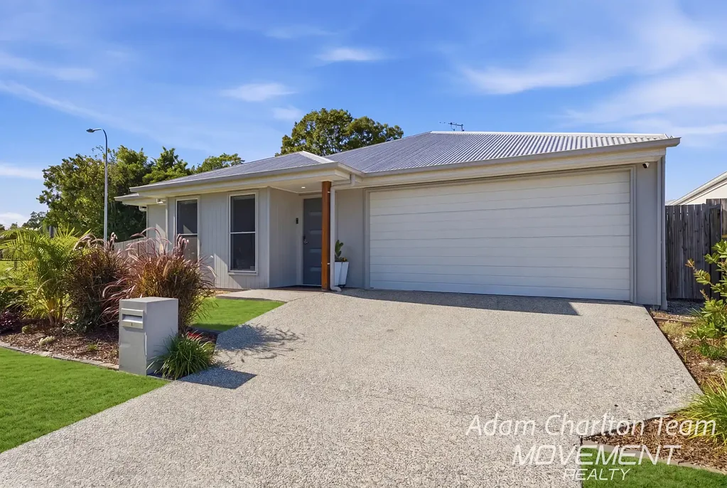 Caboolture 4 Slaapkamer Modern Investment Opportunity or Perfect Family Home - Tenanted until 22nd Of June 2026