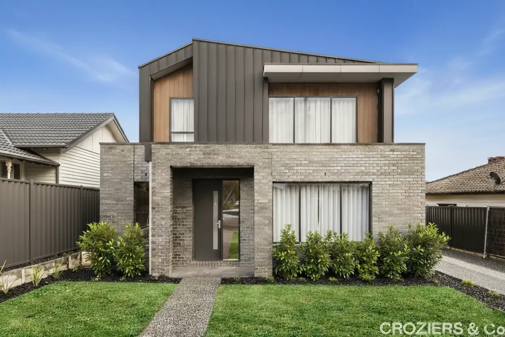 Reservoir 2房 优越地段·时尚联排·宽敞采光·绿意环绕·步行车站·个性定制·税惠利好·投资自住首选！ PRESTIGIOUS POSITION