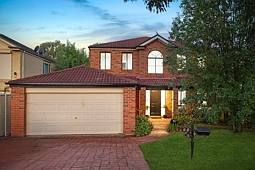 29 Tallowood Grove, Beaumont Hills