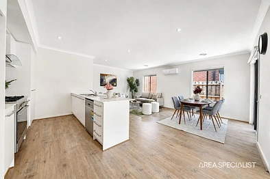 16 Marriott Boulevard, Weir Views, VIC 3338, 4房, 2浴, House