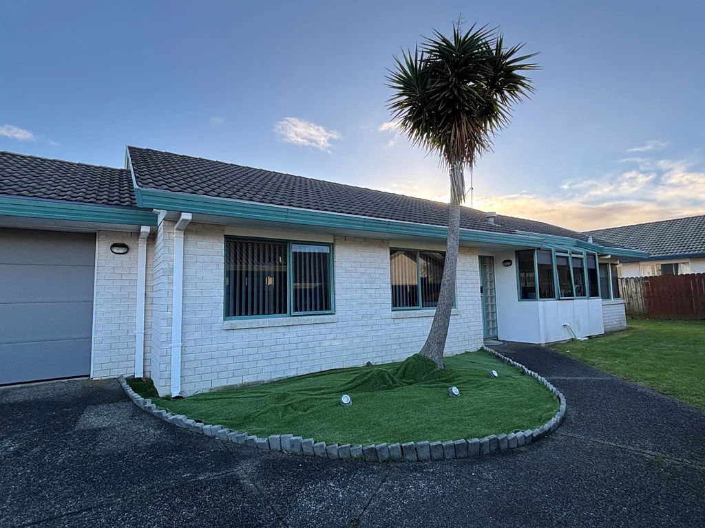 Great location, good schools zone