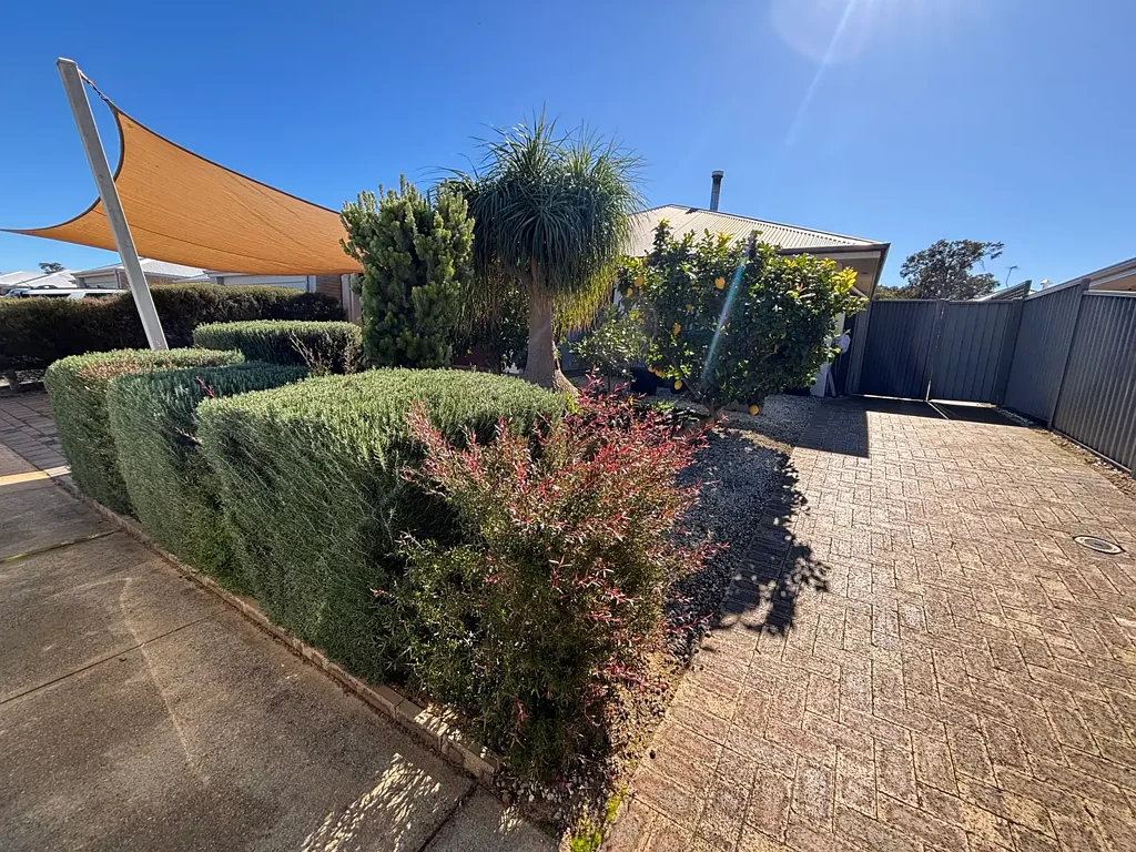 Waroona 4 Bedroom 12A Whittaker Way WAROONA - Space, Style & Value - For the Clever One Who Wants the Ongoing Savings