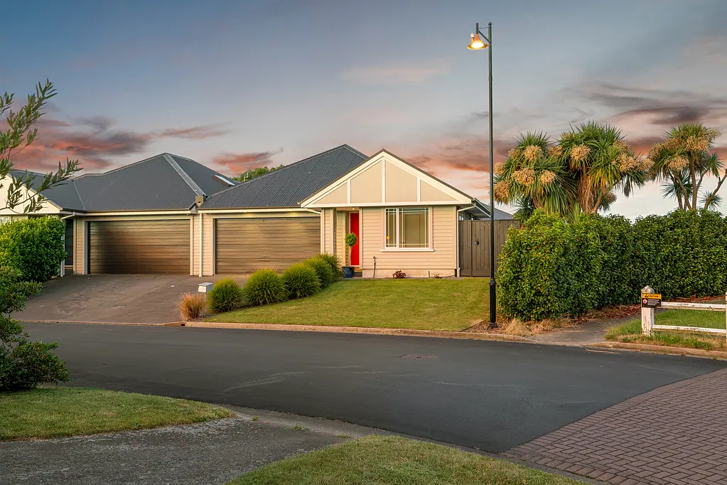 Aidanfield 3 Slaapkamer Your Next Move Found!!