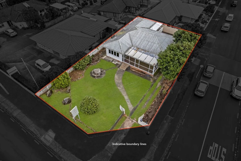 Henderson Lincoln Road Residential Holding with Business Mixed Use Zoning