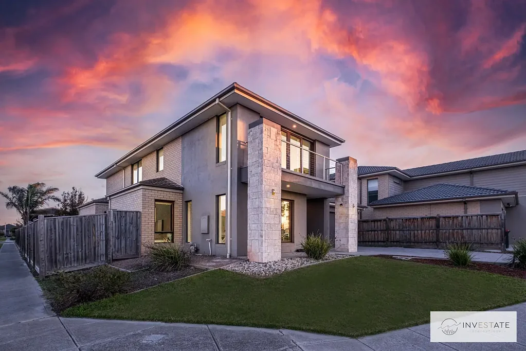 Point Cook 4ਬੈੱਡਰੂਮ North Facing Water View Double Storey 4 Living & 4 Bedrooms Oversized Luxury Home