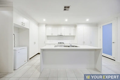 10 Juncus Street, Narre Warren, VIC 3805, 3 Bedrooms, 3 Bathrooms, House