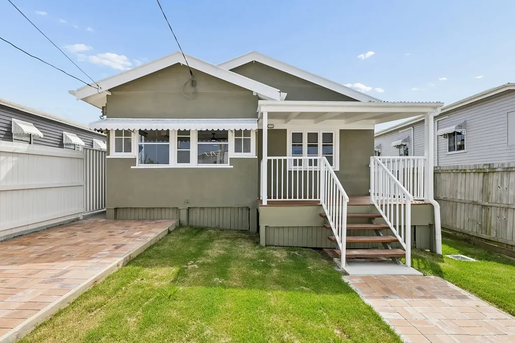 Brighton 3ਬੈੱਡਰੂਮ Low-Maintenance Living in a Convenient Brighton Location
