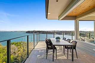 52 Beauvoir Avenue, Matakatia, Rodney District