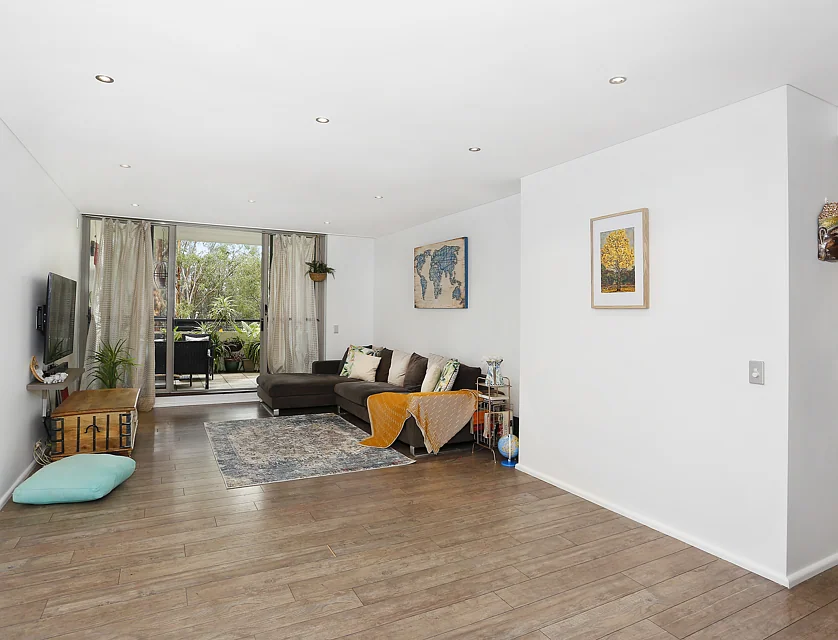 19/1 Owens Avenue, Newington, Parramatta (Northwest suburbs), 2部屋, 2バスルーム, Apartment