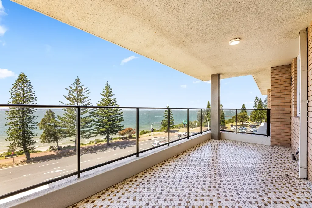 Brighton-Le-Sands 2कमरा Effortless Coastal Living with Breathtaking Views