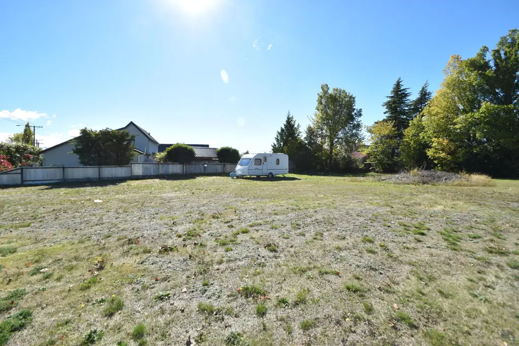Twizel Flat, Sunny & Ready To Go!