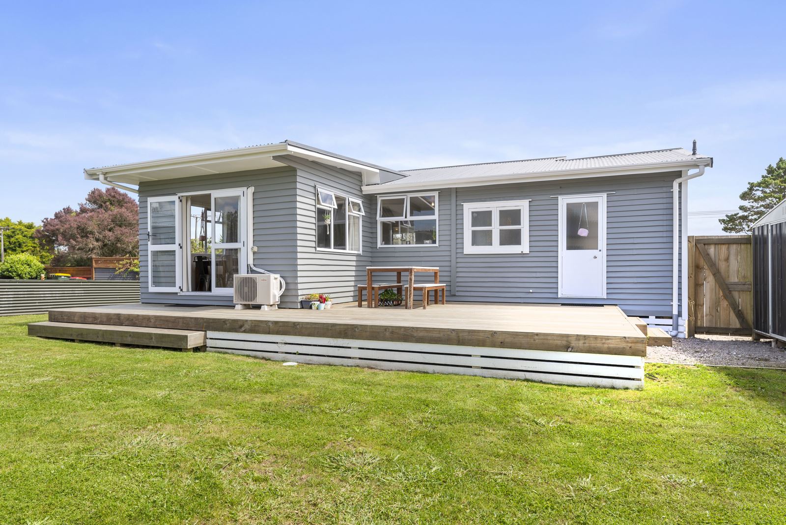 8 Charles Road, Hannahs Bay, Rotorua, 3 ਕਮਰੇ, 1 ਬਾਥਰੂਮ