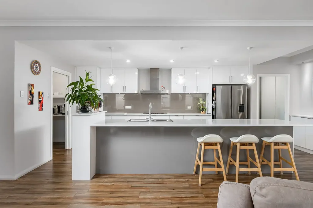 Geographe 4房  Coastal family oasis near canals & beach