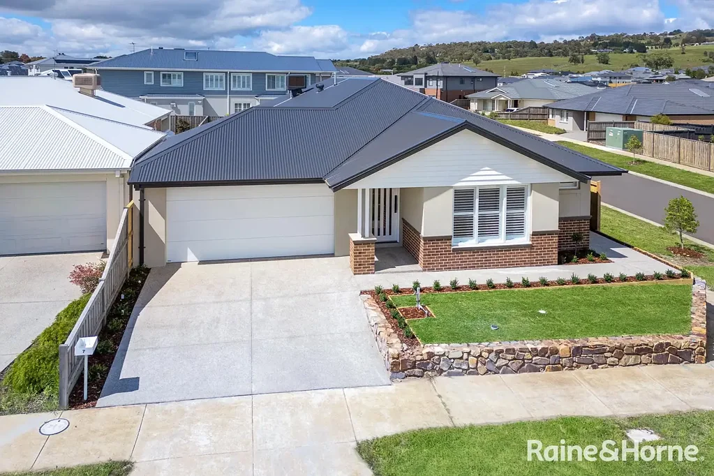 7 Kirkwood Street, Gisborne, VIC 3437