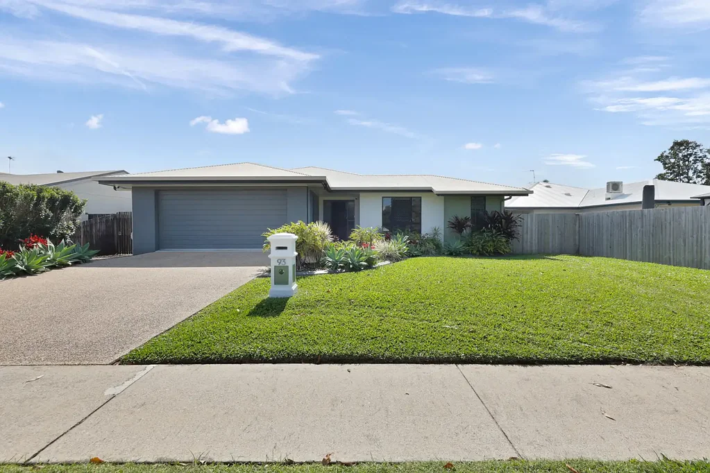 93 Wheeler Drive, Glenella, QLD 4740