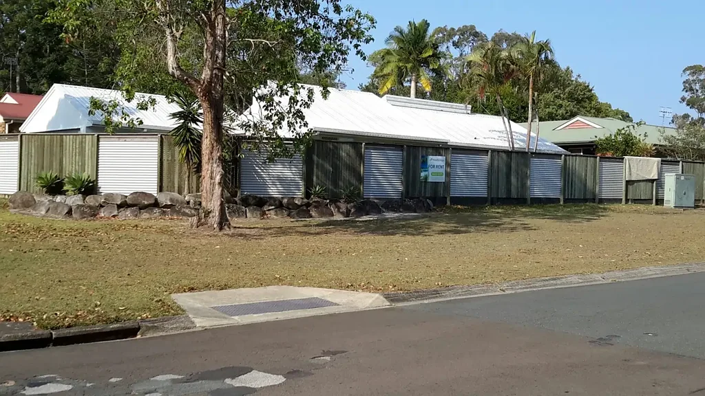 TEWANTIN - GREAT LOCATION.