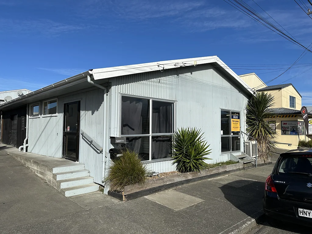 Onekawa Profile on Wakefield Street