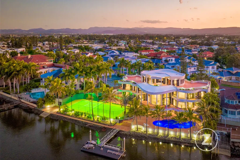 Bundall 7غرفة نوم Main River Estate: A Once-in-a-Lifetime Opportunity to Own a Masterpiece of Luxury and Waterfront Living